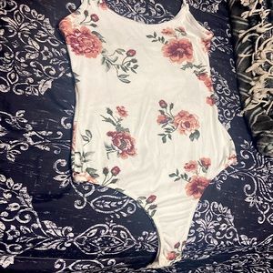 Floral body suit from rue 21 size medium